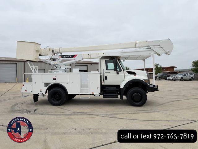 2013 International 7300 4X4 Bucket Truck