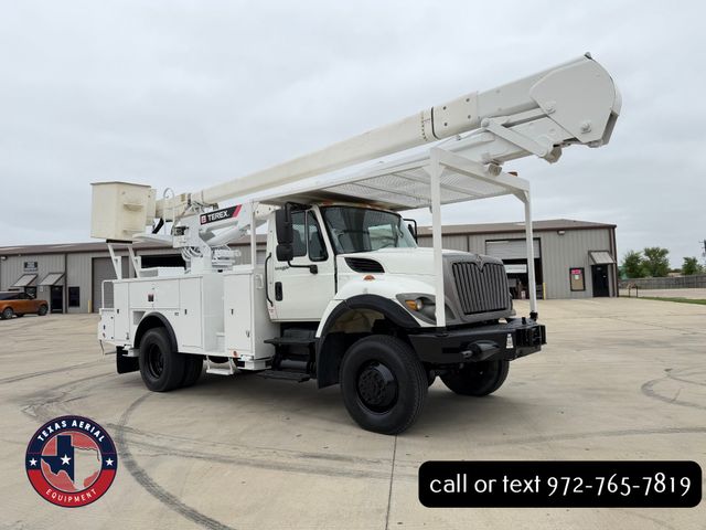 2013 International 7300 4X4 Bucket Truck