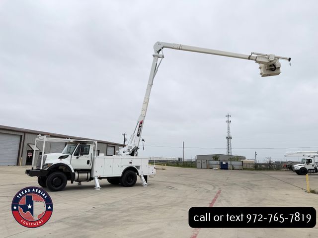 2013 International 7300 4X4 Bucket Truck