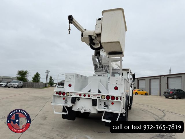2013 International 7300 4X4 Bucket Truck
