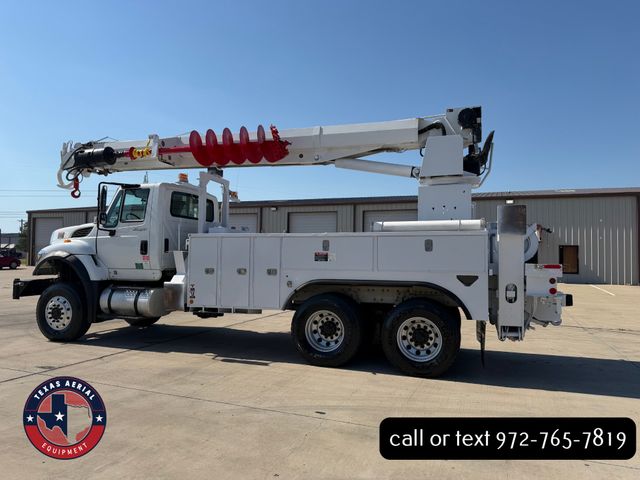 2013 International 7500 6X6 Digger Derrick