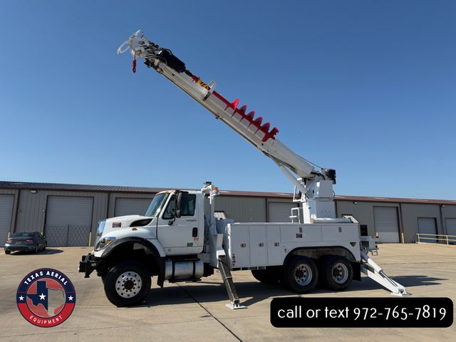 2013 International 7500 6X6 Digger Derrick