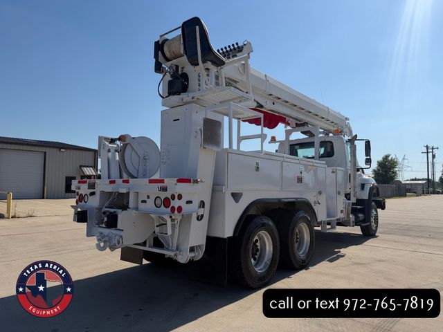 2013 International 7500 6X6 Digger Derrick