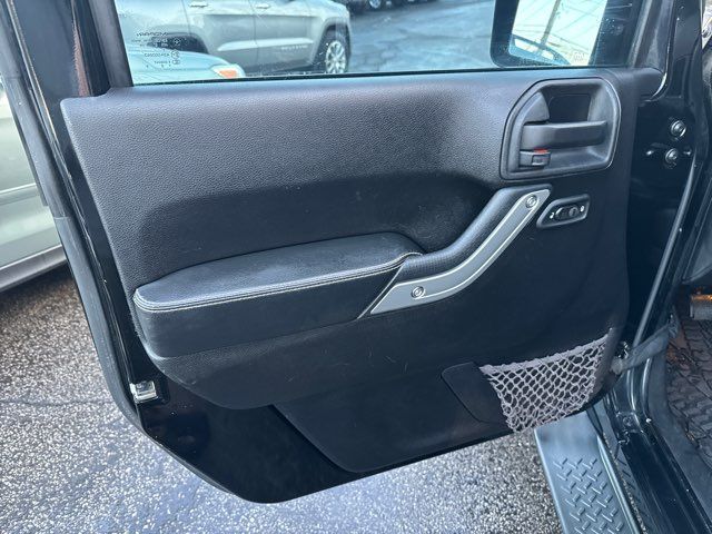 2013 Jeep Wrangler Unlimited Freedom Edition