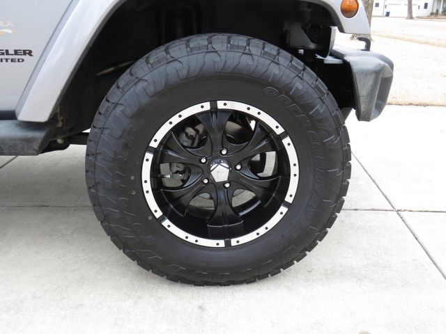 2013 Jeep Wrangler Unlimited Sahara