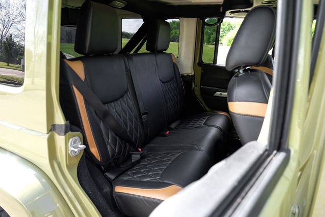 2013 Jeep Wrangler Unlimited Unlimited Sahara