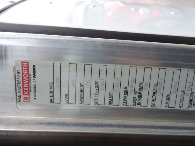 2013 Kenworth T660 Mid-Roof Sleeper