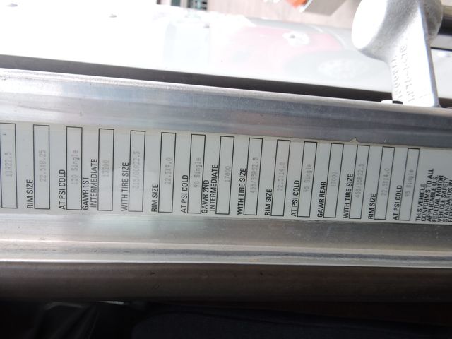 2013 Kenworth T660 Mid-Roof Sleeper