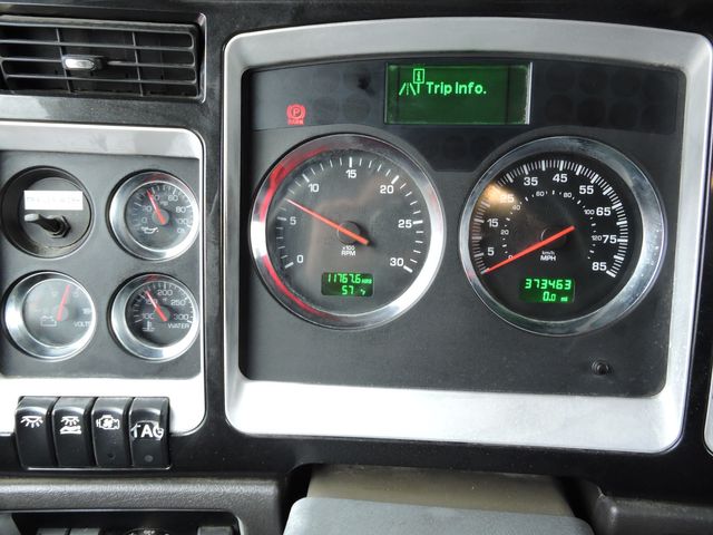 2013 Kenworth T660 Mid-Roof Sleeper