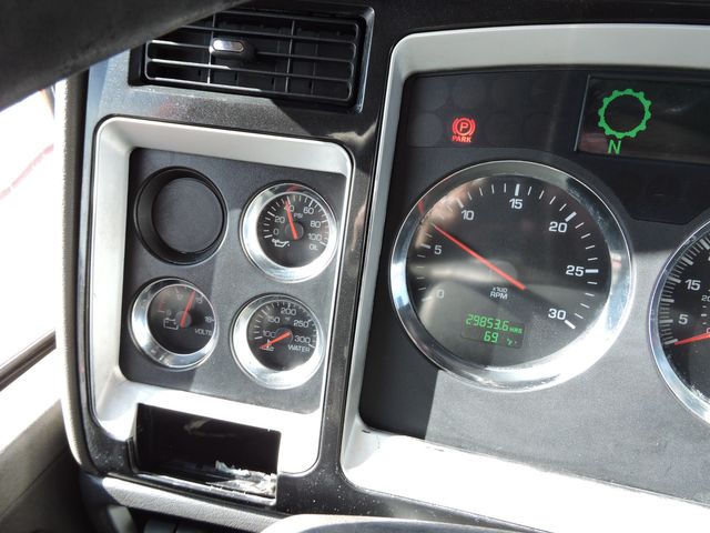 2013 Kenworth T800 Daycab