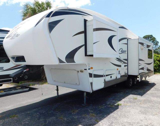 2013 Keystone Cougar X-Lite 28SGS