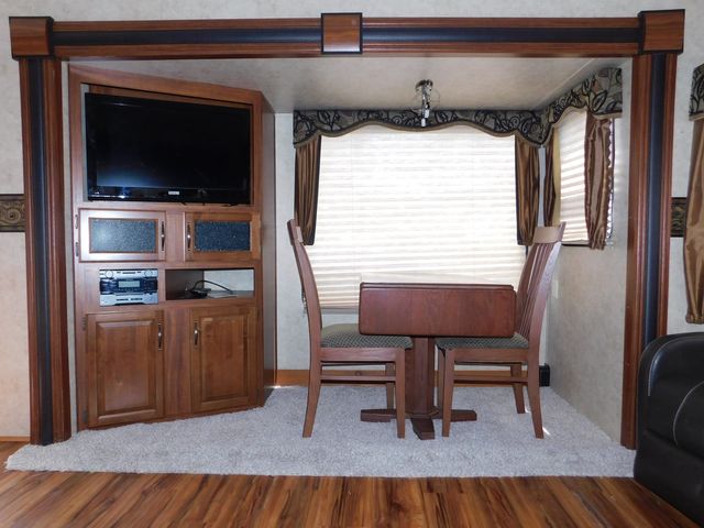 2013 Keystone Cougar X-Lite 28SGS