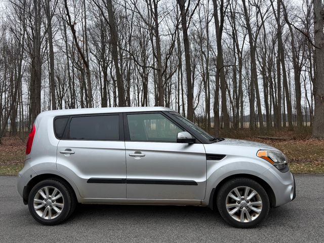 2013 Kia Soul +
