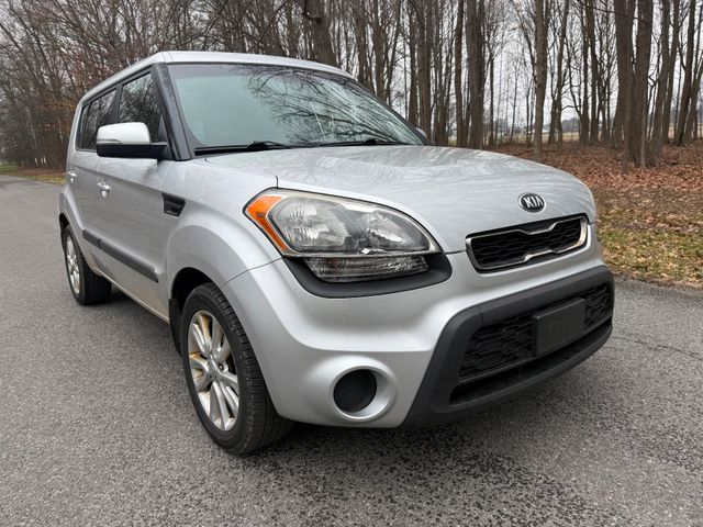 2013 Kia Soul +