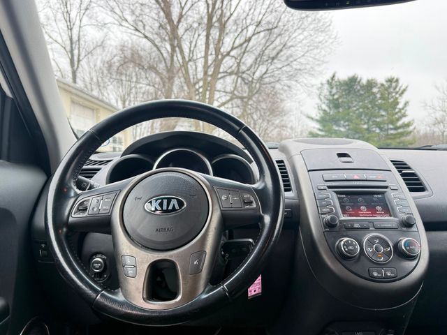 2013 Kia Soul +