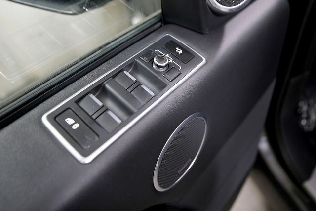 2013 Land Rover Range Rover Supercharged | Burbank, California | MDK International 2013 Land Rover Range Rover Supercharged | Burbank, California | MDK International