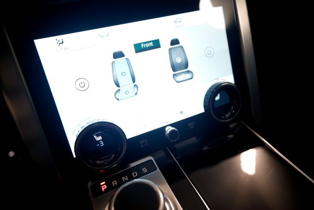 2013 Land Rover Range Rover Supercharged | Burbank, California | MDK International 2013 Land Rover Range Rover Supercharged | Burbank, California | MDK International