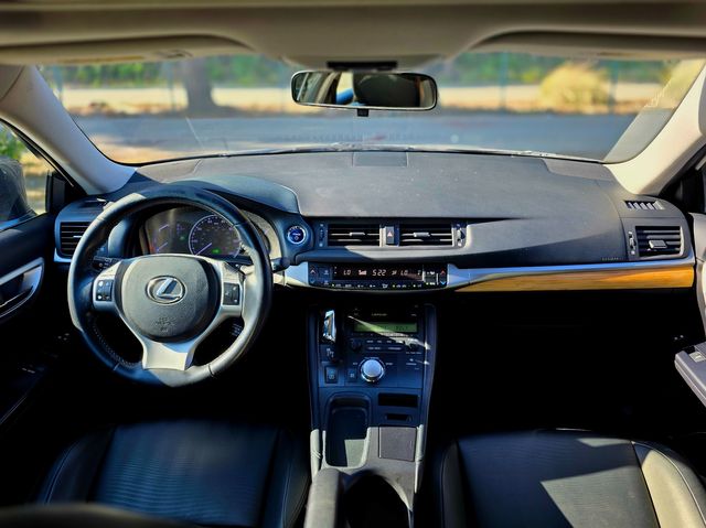 2013 Lexus CT 200h Base 2013 Lexus CT 200h Base