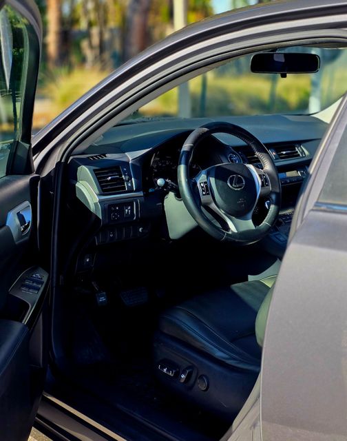 2013 Lexus CT 200h Base 2013 Lexus CT 200h Base