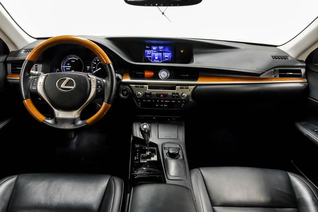 2013 Lexus ES 300h Luxury | Addison, TX | Addison Autoplex