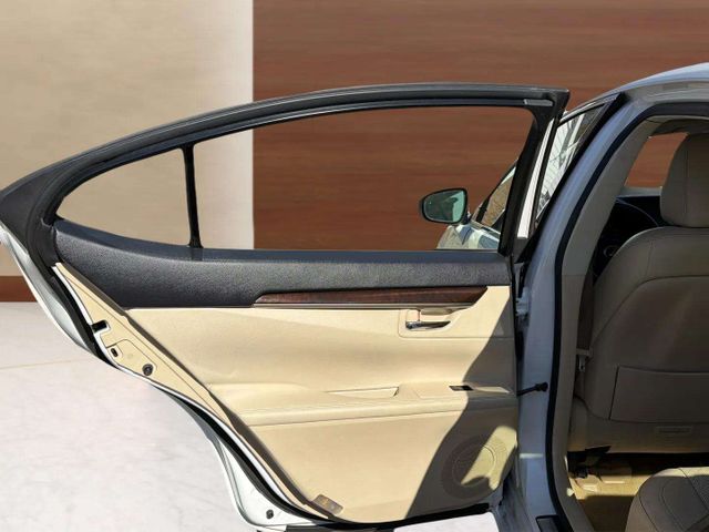 2013 Lexus ES 350 Base | Alpharetta, GA | Star Motors 2013 Lexus ES 350 Base | Alpharetta, GA | Star Motors