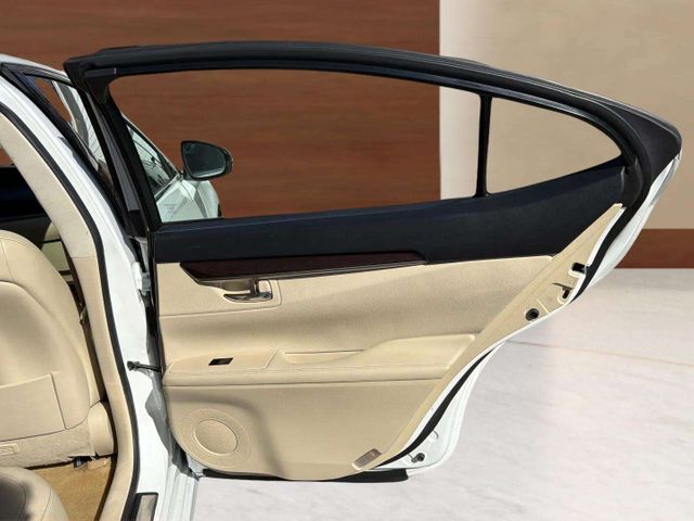 2013 Lexus ES 350 Base | Alpharetta, GA | Star Motors 2013 Lexus ES 350 Base | Alpharetta, GA | Star Motors