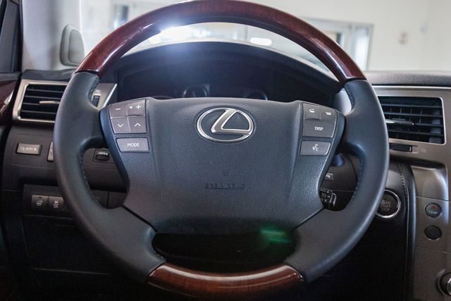 2013 Lexus LX 570 4WD 3rd row