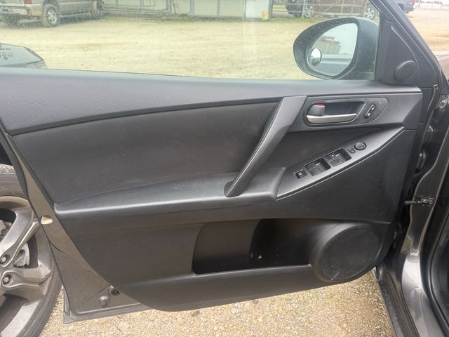 2013 Mazda Mazda3 i Touring