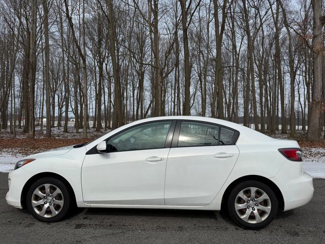 2013 Mazda Mazda3 i Sport