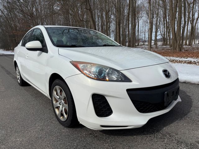 2013 Mazda Mazda3 i Sport