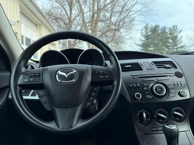 2013 Mazda Mazda3 i Sport