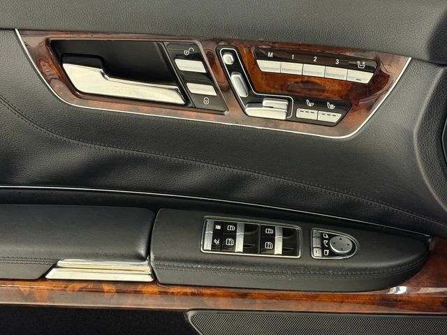 2013 Mercedes-Benz CL-Class CL 550 4MATIC | Houston, TX | Houston Auto Credit 2013 Mercedes-Benz CL-Class CL 550 4MATIC | Houston, TX | Houston Auto Credit