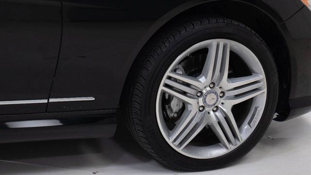 2013 Mercedes-Benz CL-Class CL 550 4MATIC | Houston, TX | Houston Auto Credit 2013 Mercedes-Benz CL-Class CL 550 4MATIC | Houston, TX | Houston Auto Credit