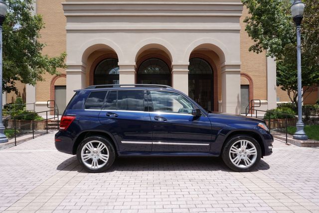 2013 Mercedes-Benz GLK 350 HEADREST TV'S~NAVI~PANO | Tampa, FL | Florida Auto Sales Group 2013 Mercedes-Benz GLK 350 HEADREST TV'S~NAVI~PANO | Tampa, FL | Florida Auto Sales Group