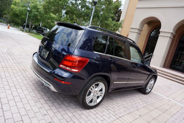 2013 Mercedes-Benz GLK 350 HEADREST TV'S~NAVI~PANO | Tampa, FL | Florida Auto Sales Group 2013 Mercedes-Benz GLK 350 HEADREST TV'S~NAVI~PANO | Tampa, FL | Florida Auto Sales Group