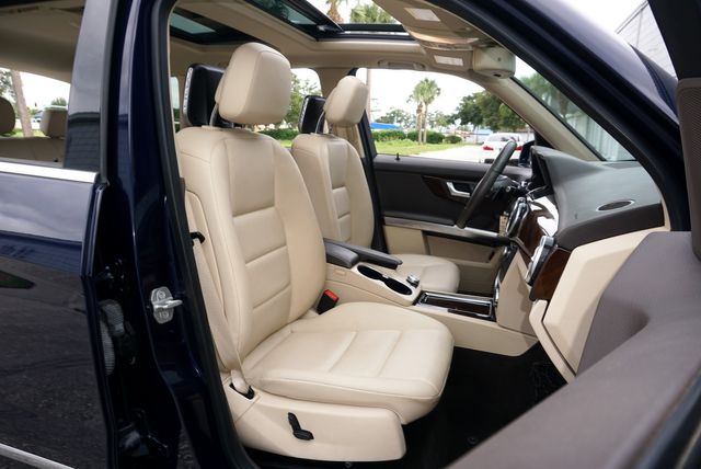2013 Mercedes-Benz GLK 350 HEADREST TV'S~NAVI~PANO | Tampa, FL | Florida Auto Sales Group 2013 Mercedes-Benz GLK 350 HEADREST TV'S~NAVI~PANO | Tampa, FL | Florida Auto Sales Group