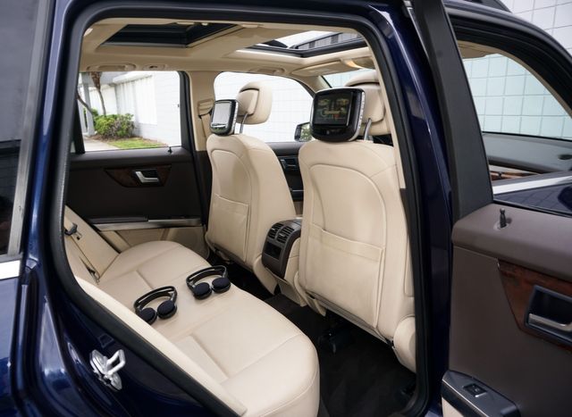 2013 Mercedes-Benz GLK 350 HEADREST TV'S~NAVI~PANO | Tampa, FL | Florida Auto Sales Group 2013 Mercedes-Benz GLK 350 HEADREST TV'S~NAVI~PANO | Tampa, FL | Florida Auto Sales Group