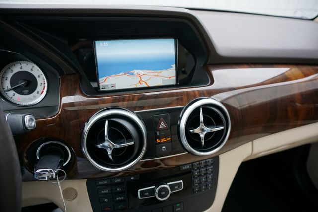 2013 Mercedes-Benz GLK 350 HEADREST TV'S~NAVI~PANO | Tampa, FL | Florida Auto Sales Group 2013 Mercedes-Benz GLK 350 HEADREST TV'S~NAVI~PANO | Tampa, FL | Florida Auto Sales Group