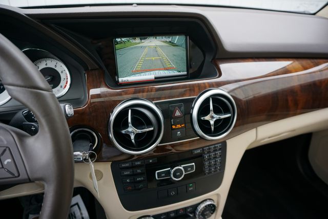 2013 Mercedes-Benz GLK 350 HEADREST TV'S~NAVI~PANO | Tampa, FL | Florida Auto Sales Group 2013 Mercedes-Benz GLK 350 HEADREST TV'S~NAVI~PANO | Tampa, FL | Florida Auto Sales Group