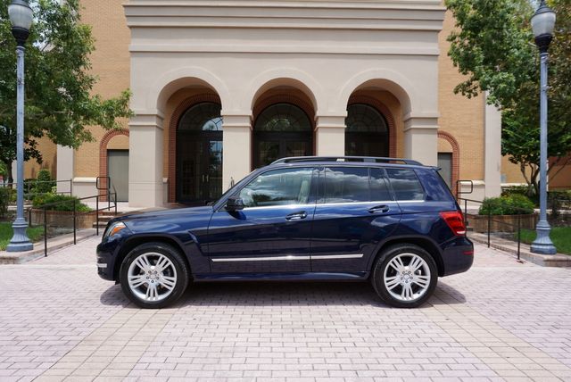 2013 Mercedes-Benz GLK 350 HEADREST TV'S~NAVI~PANO | Tampa, FL | Florida Auto Sales Group 2013 Mercedes-Benz GLK 350 HEADREST TV'S~NAVI~PANO | Tampa, FL | Florida Auto Sales Group