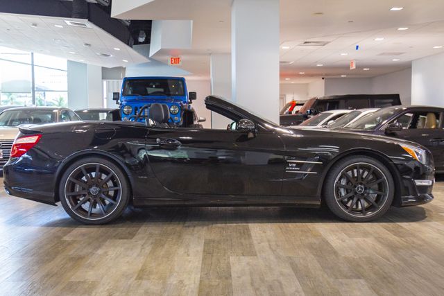 2013 Mercedes-Benz SL 63 AMG Premium 1 Hardtop Convertible