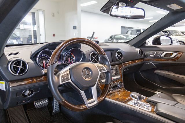 2013 Mercedes-Benz SL 63 AMG Premium 1 Hardtop Convertible