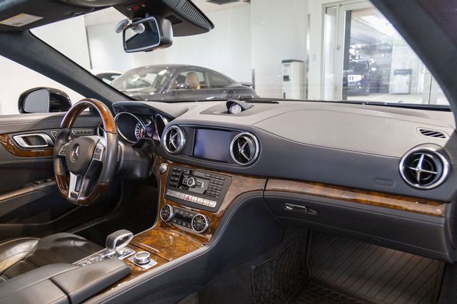 2013 Mercedes-Benz SL 63 AMG Premium 1 Hardtop Convertible