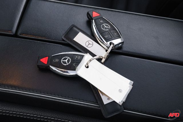 2013 Mercedes-Benz SL-Class SL 63 AMG 2013 Mercedes-Benz SL-Class SL 63 AMG