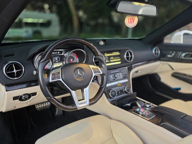 2013 Mercedes-Benz SL-Class SL 550 2013 Mercedes-Benz SL-Class SL 550