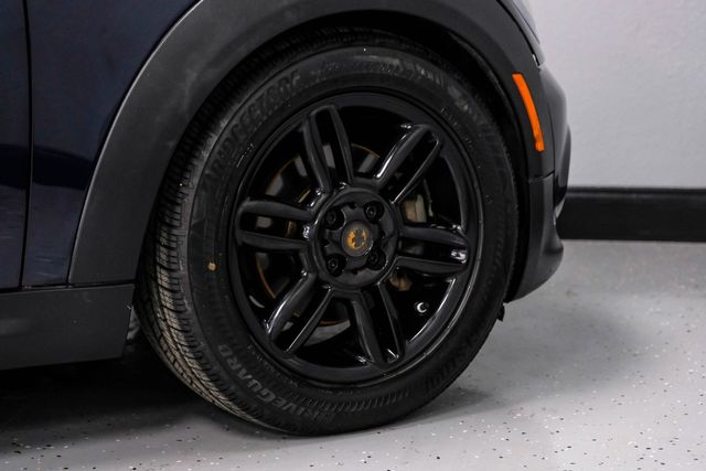 2013 Mini Cooper Clubman TechPkg Automatic SportSeats Harman/Kardon | Dallas, TX | Stevens Motor Company LLC 2013 Mini Cooper Clubman TechPkg Automatic SportSeats Harman/Kardon | Dallas, TX | Stevens Motor Company LLC