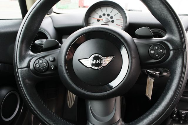 2013 Mini Hardtop Cooper S | Great Falls, Montana | Bleskin Motor Company 2013 Mini Hardtop Cooper S | Great Falls, Montana | Bleskin Motor Company