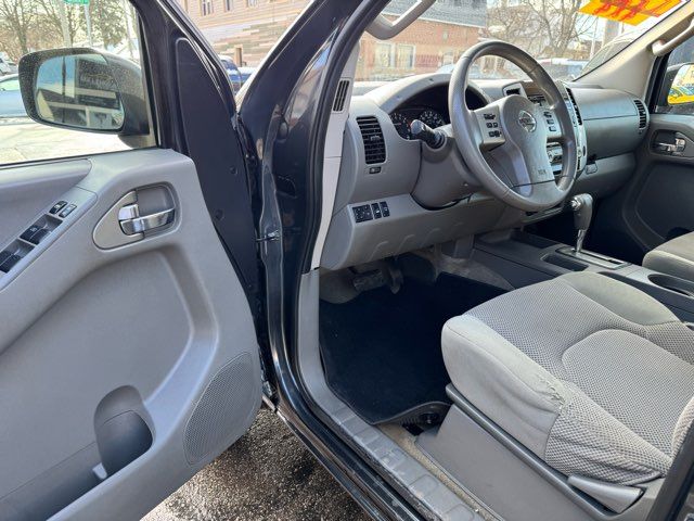 2013 Nissan Frontier SV