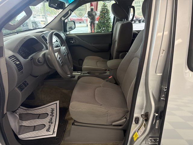 2013 Nissan Frontier SV | Rome, GA | Knight's Car Store 2013 Nissan Frontier SV | Rome, GA | Knight's Car Store