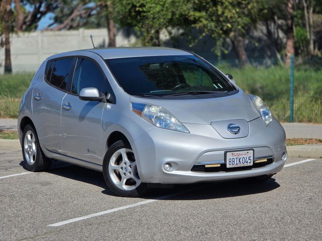 2013 Nissan LEAF S